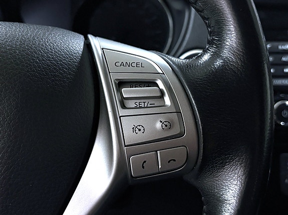 Nissan X-Trail 8 of 17