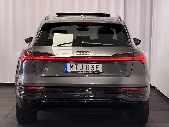 Audi Q8 3 of 16