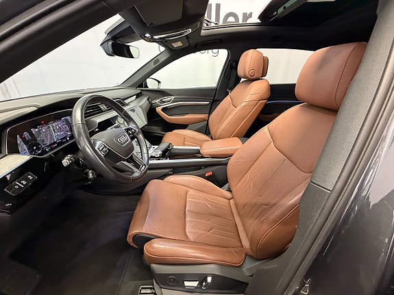 Audi Q8 8 of 16