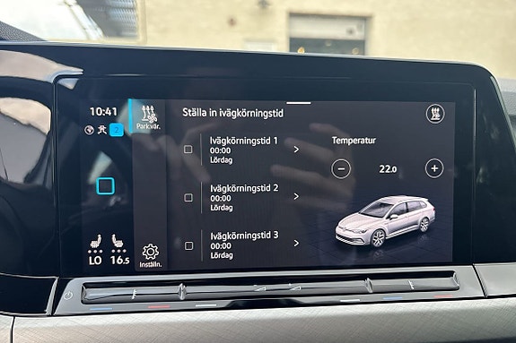 Volkswagen Golf Alltrack 18 of 18