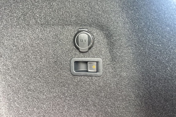 Volkswagen Golf Alltrack 14 of 18