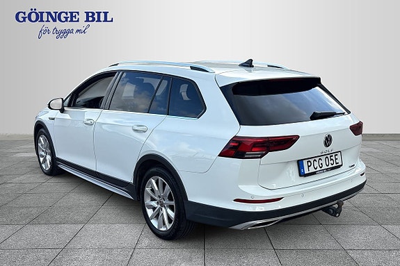 Volkswagen Golf Alltrack 6 of 18
