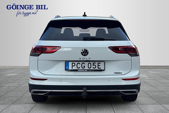 Volkswagen Golf Alltrack 7 of 18