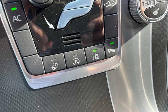 Volvo XC60 17 of 17