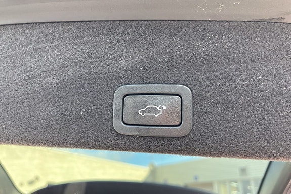 Volvo XC60 14 of 17