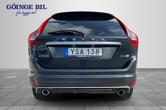 Volvo XC60 7 of 17