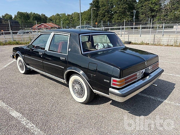 Buick Skylark 8 of 21