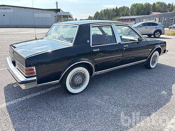 Buick Skylark 6 of 21