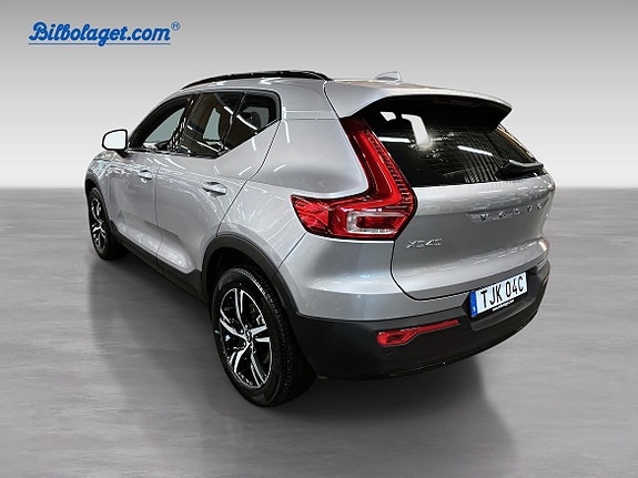 Volvo XC40 8 of 10