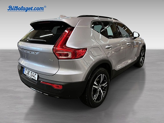 Volvo XC40 6 of 10