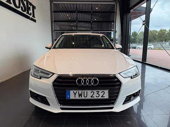Audi A4 2 of 9