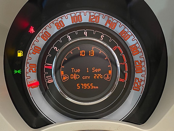 Fiat 500C 11 of 30