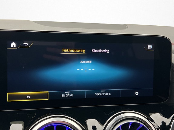 Mercedes-Benz EQA250+ 26 of 30