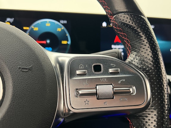 Mercedes-Benz EQA250+ 21 of 30