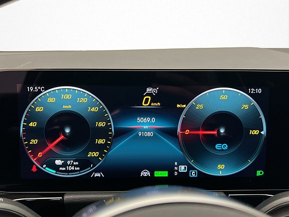 Mercedes-Benz EQA250+ 20 of 30
