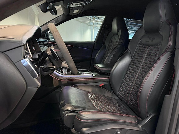 Audi RS Q8 16 of 25