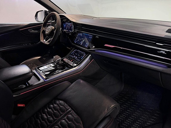 Audi RS Q8 18 of 25