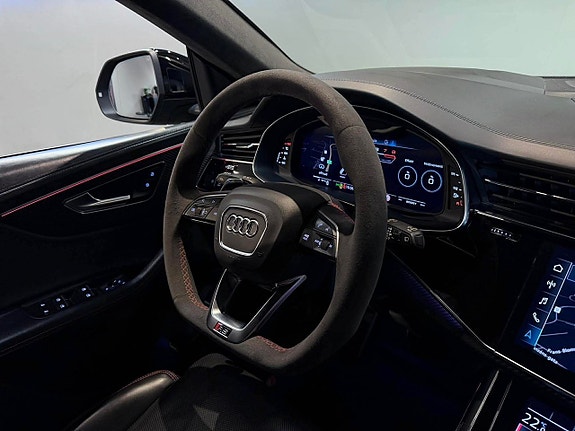 Audi RS Q8 17 of 25