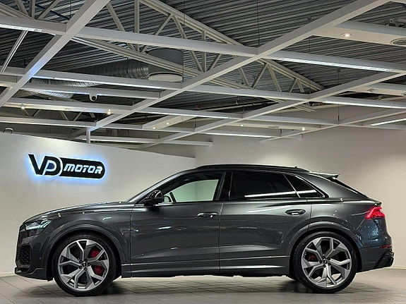 Audi RS Q8 2 of 25