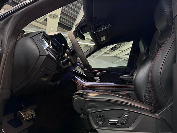 Audi RS Q8 15 of 25