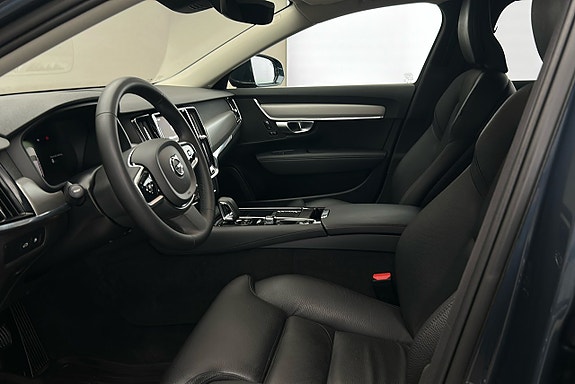 Volvo V90 10 of 29