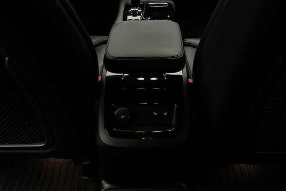 Volvo V90 24 of 29