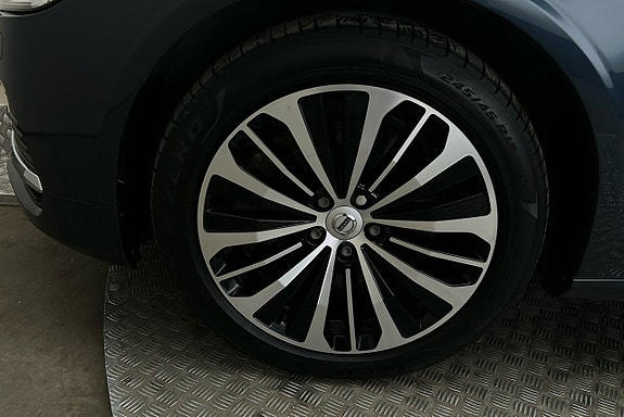 Volvo V90 12 of 29