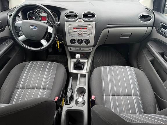 Ford Focus 7 of 7