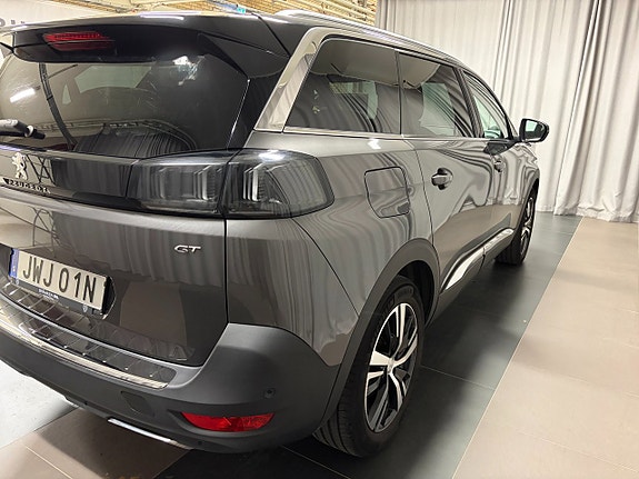 Peugeot 5008 4 of 16
