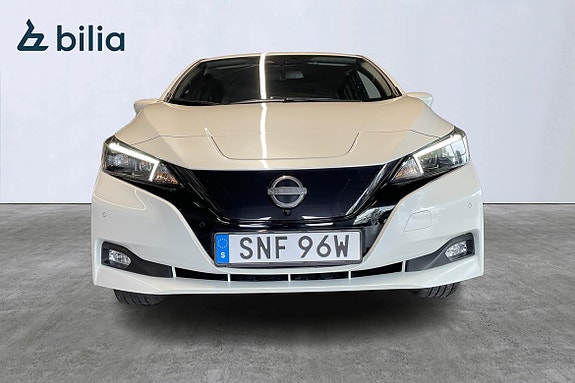 Nissan Leaf 2 of 20