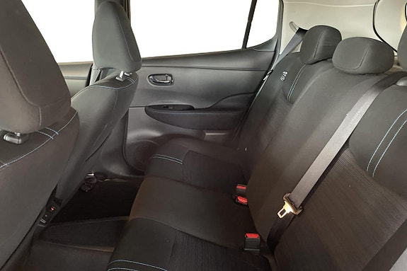 Nissan Leaf 10 of 20