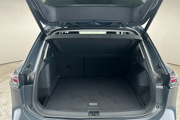 Volkswagen Tiguan 14 of 27
