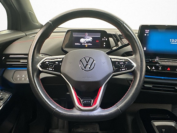 Volkswagen ID.4 GTX 13 of 30