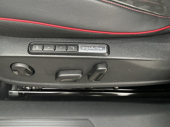 Volkswagen ID.4 GTX 24 of 30