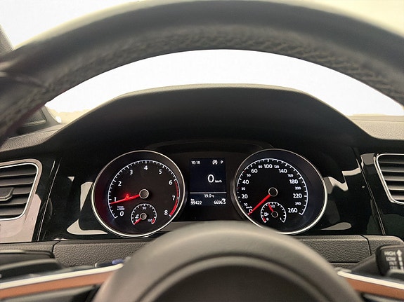 Volkswagen Golf V 17 of 29