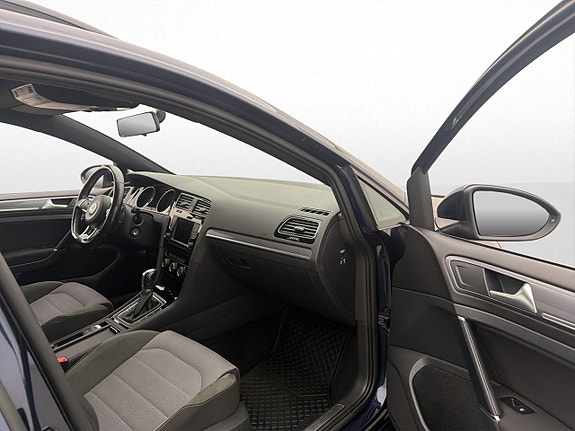 Volkswagen Golf V 23 of 29