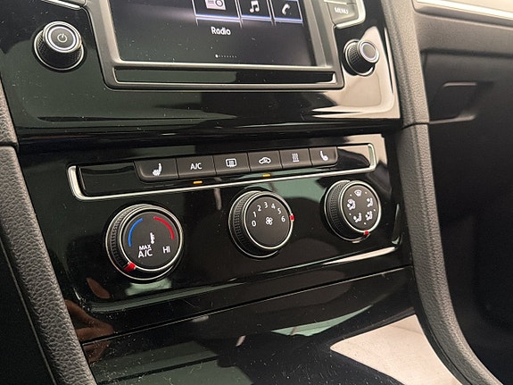 Volkswagen Golf V 21 of 29