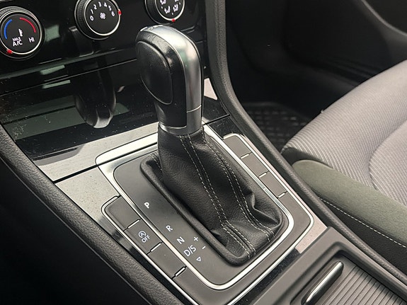 Volkswagen Golf V 22 of 29