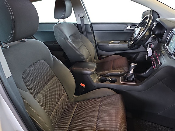 Kia Sportage 11 of 15
