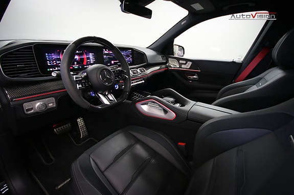 Mercedes-Benz GLE53 12 of 30