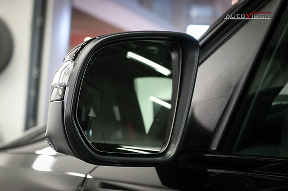 Mercedes-Benz GLE53 10 of 30