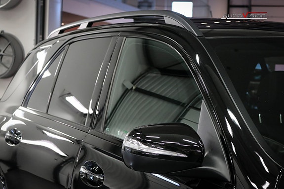 Mercedes-Benz GLE53 7 of 30