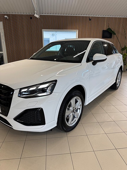 Audi Q2 5 of 22