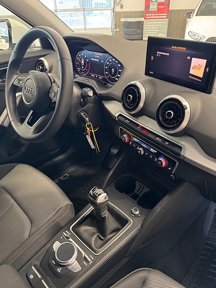 Audi Q2 21 of 22