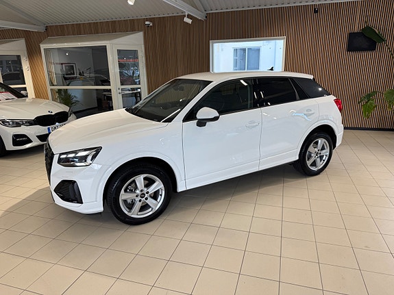 Audi Q2 6 of 22