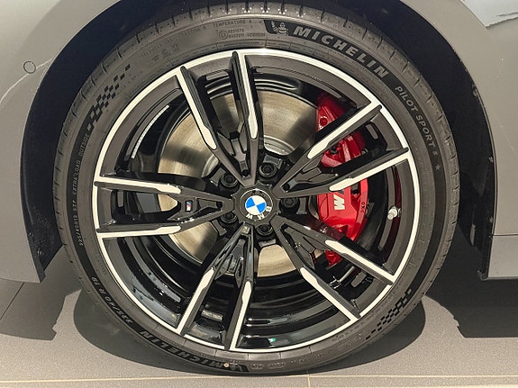 BMW M340i 5 of 19