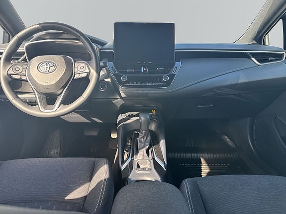 Toyota Corolla 9 of 11