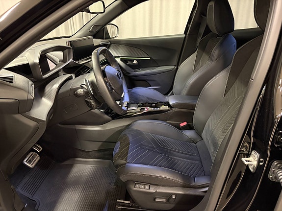 Peugeot 2008 7 of 16