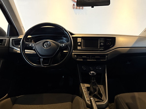 Volkswagen Polo 12 of 15