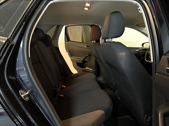 Volkswagen Polo 8 of 15